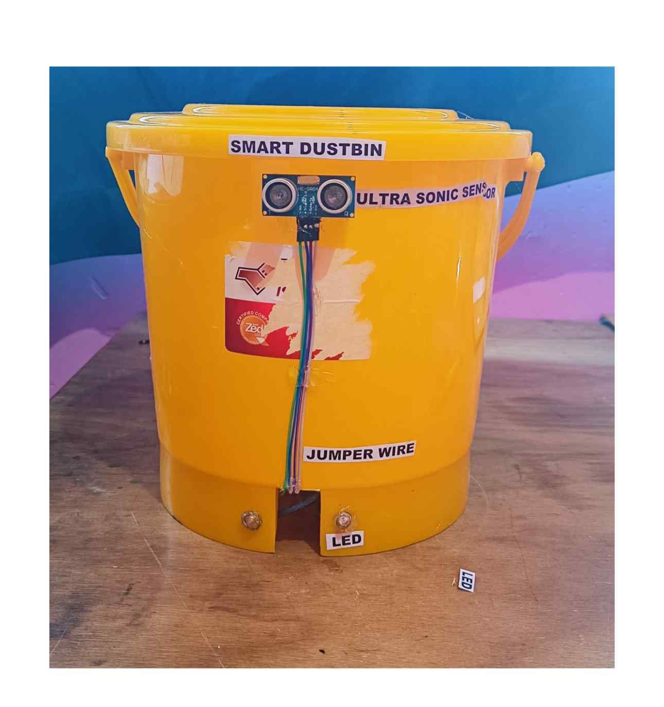 Smart Dustbin Working Model \\ School and College project minor \ major 